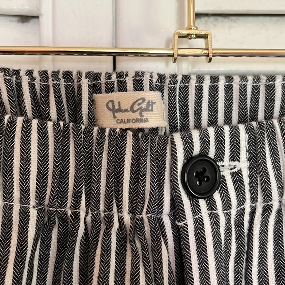 Brandy Melville White & Light Blue Striped Straight Leg Stretch Pants - Picture 2 of 5